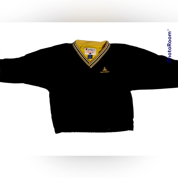 Champion outerwear - Picture 1 of 6